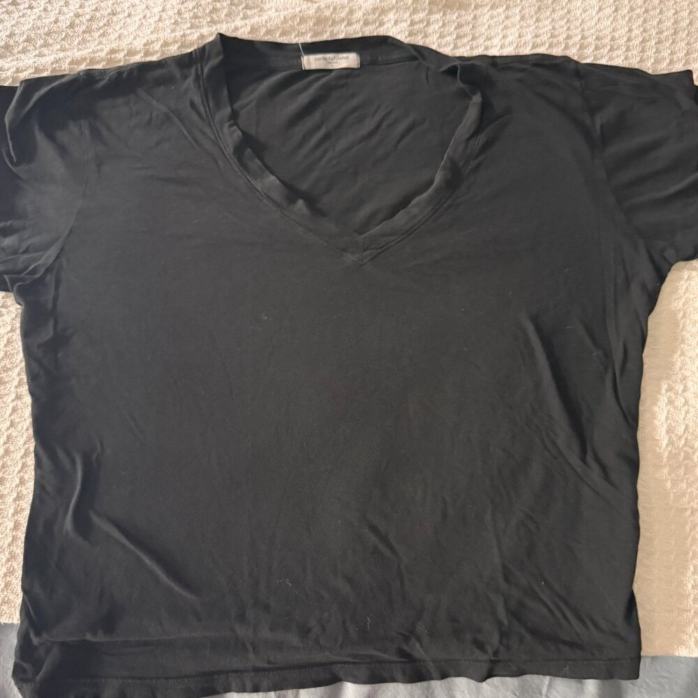 PerfectWhiteTee Hendrix V Neck